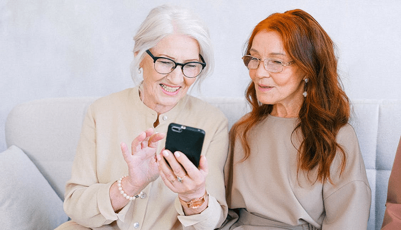 Messages et SMS à envoyer à un ami pour son départ à la retraite